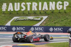 Formel 2: Chaos beim Sprintrennen - Goethe verursacht Unfall