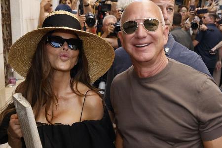 Jeff Bezos und Lauren Sánchez: Erster Auftritt als Frischvermählte