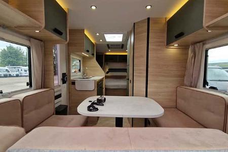 Sterckeman, Open Edition, Tisch, Innenraum