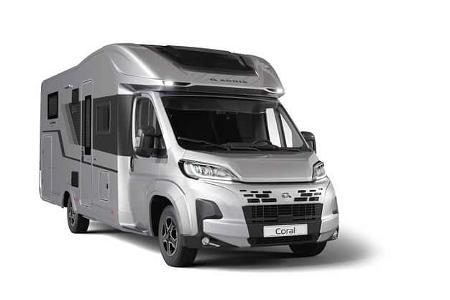 Adria Coral 670 DL, Außenansicht, teilintegriertes Wohnmobil