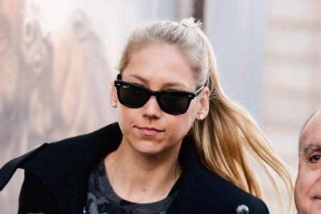 Raus aus dem Rollstuhl: Anna Kournikova meldet sich zurück