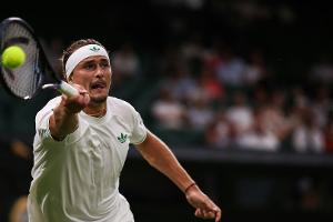 Nach zwei Sätzen: Zverev-Partie in Wimbledon unterbrochen