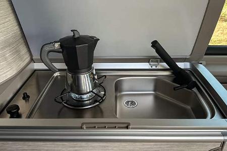 VW California Ocean Campervan Küche 