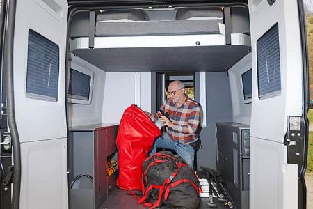 Adria Twin 640 SGX (2025) Heckgarage f