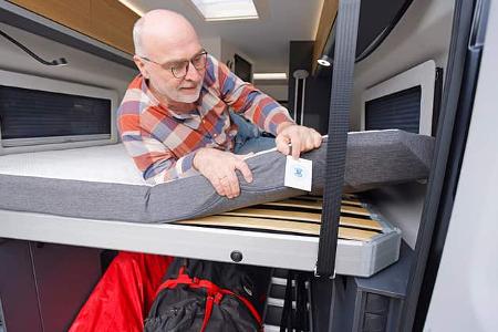 Adria Twin 640 SGX (2025) Wasser f