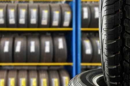 Ganzjahresreifen: ADAC nimmt 16 Modelle unter die Lupe