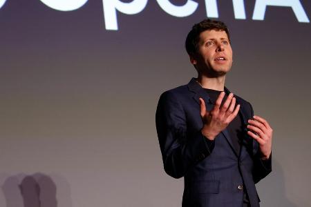 ChatGPT-Macher planen tragbares KI-Gerät: Was bisher bekannt ist