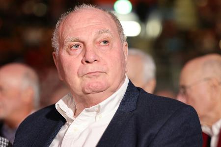 Hoeneß von Williams-Vertrag überrascht - Hoffnung bei Woltemade