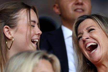 Königin Máxima jubelt mit jüngster Tochter bei EM-Spiel in Luzern