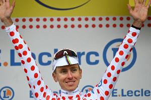 Seltener Anblick: Pogacar im Bergtrikot