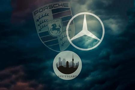 Porsche Mercedes Logo mit Stuttgart dunkle Wolken