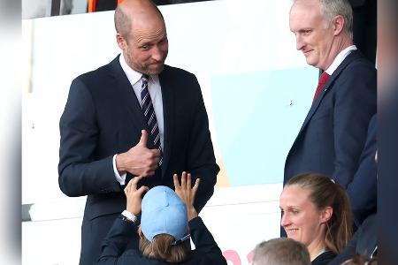 Prinz William erlebt Schützenfest der englischen Fußballerinnen