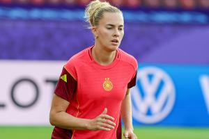 DFB-Frauen mit Freigang gegen Schweden