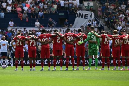 Wirtz nicht im Kader: Liverpool gedenkt Jota bei erstem Test