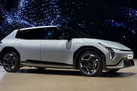 Kia EV4