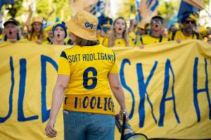 Schweden mit Unterstützung der "Soft Hooligans"