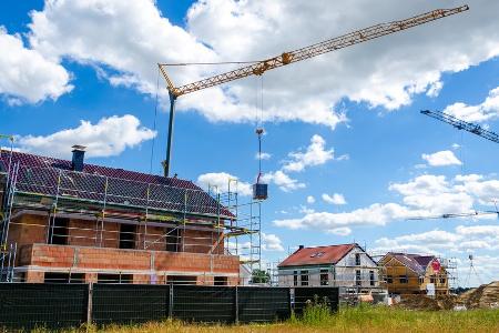 Klimawandel und Hausbau: Worauf es beim Neubau heute ankommt