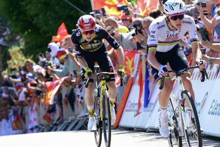 Pogacar fliegt zurück in Gelb - Lipowitz glänzt als Dritter