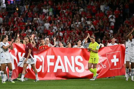 Schweiz geht erhobenen Hauptes: 