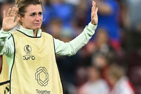 Italien in Tränen, Ärger über Elfmeter: 