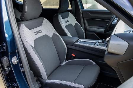 Dacia Bigster hybrid 155