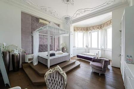 07/2025 Rene Benko Versteigerung Villa Ansaldi Sirmione