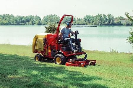 07/2025 Gianni Ferrari GTS 220D Rasentraktor