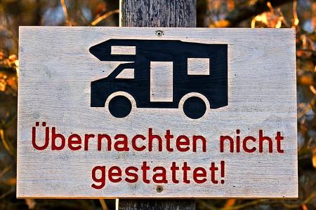 Übernachtung in Europa im Wohnmobil