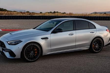 Mercedes-AMG C63 S E Performance