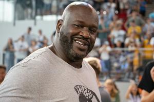 Nach DJ-Gig: NBA-Legende "Shaq" zockt mitten in Köln