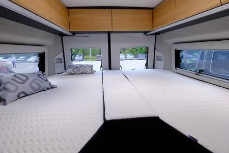 Sondermodell, Heckbett, Adria 60 years, Twin 640 SLB