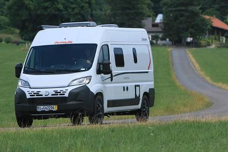 Globetrail 600 SK Campingbus mit Stockbetten