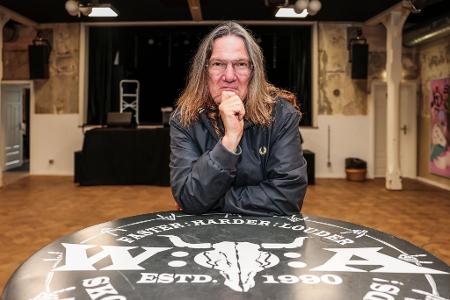 Festival-Mitbegründer Thomas Jensen wird auch nach 35 Jahren Wacken Open Air nicht müde. (Archivbild)