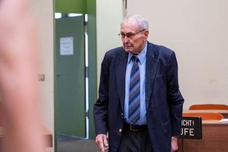 Lintner saß 33 Jahre lang im Bundestag.