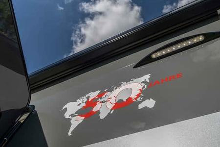 Tischer Box 230S/Jeep Gladiator Logo