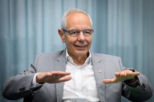 Vassiliadis sieht die Flexibilität der Arbeitszeiten in der Industrie ausgereizt. 