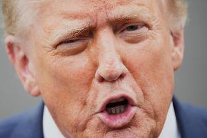 "Wir sind absolut vorbereitet", sagt Trump in Richtung Russland.