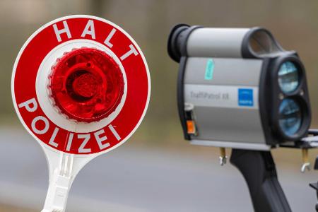 In mehreren Bundesländern will die Polizei die Geschwindigkeit von Fahrzeugen messen. (Symboldbild)