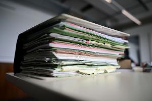 Der Normenkontrollrat befürchtet einen hohen bürokratischen Aufwand durch das geplante Tariftreuegesetz. (Symbolbild)