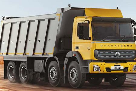 08/2025 BharatBenz HX Baustellen-Truck Daimler Indien