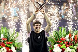 Shelton feiert ersten Masters-Titel in Toronto