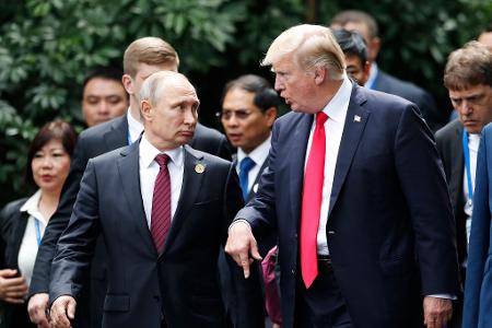 Trump und Putin trafen sich schon mehrmals - darunter in Vietnam. (Archivbild)