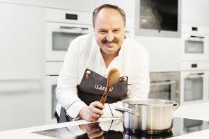 Kalte Suppen: Johann Lafer verrät drei Sommerrezepte