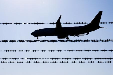 Mehr als jeder zehnte Abgeschobene ist minderjährig. (Archivbild)