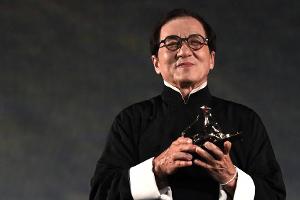 Geldgier regiert: Jackie Chan äußert harsche Kritik an Hollywood