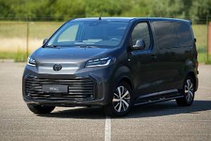 Toyota Proace Worker Stealth
