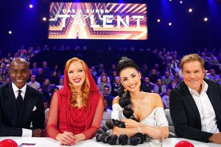 Bruce Darnell, Anna Ermakova, Ekaterina Leonova und Dieter Bohlen