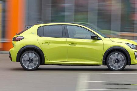 Peugeot e-208 156 GT