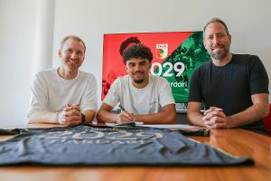 Augsburg gibt Dardari einen Profivertrag