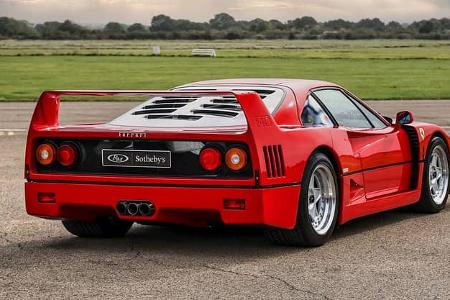 Ferrari F40 (1990) Heck